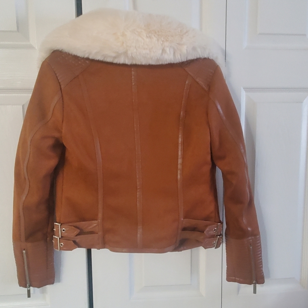 ANEWSTA COGNAC BROWN FAUX FUR NECK COLLAR. SMALL (4) EU 36. AVIATOR . Cropped. - Picture 8 of 8
